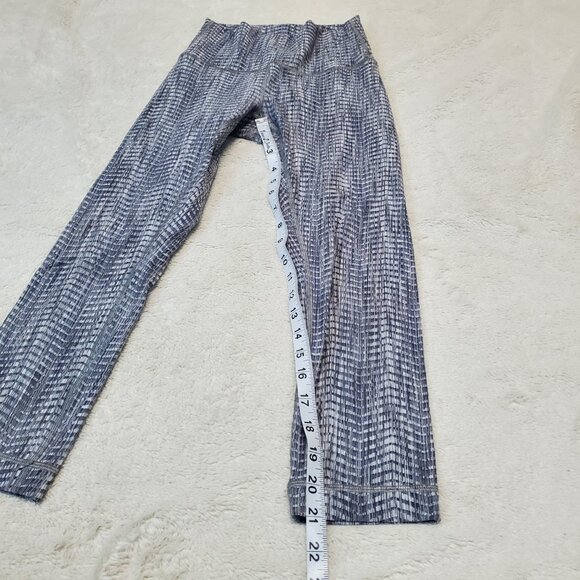 Lululemon Wunder Under High Rise Gray White  Active 21" Inseam Cropped Legging 6 - Picture 5 of 6